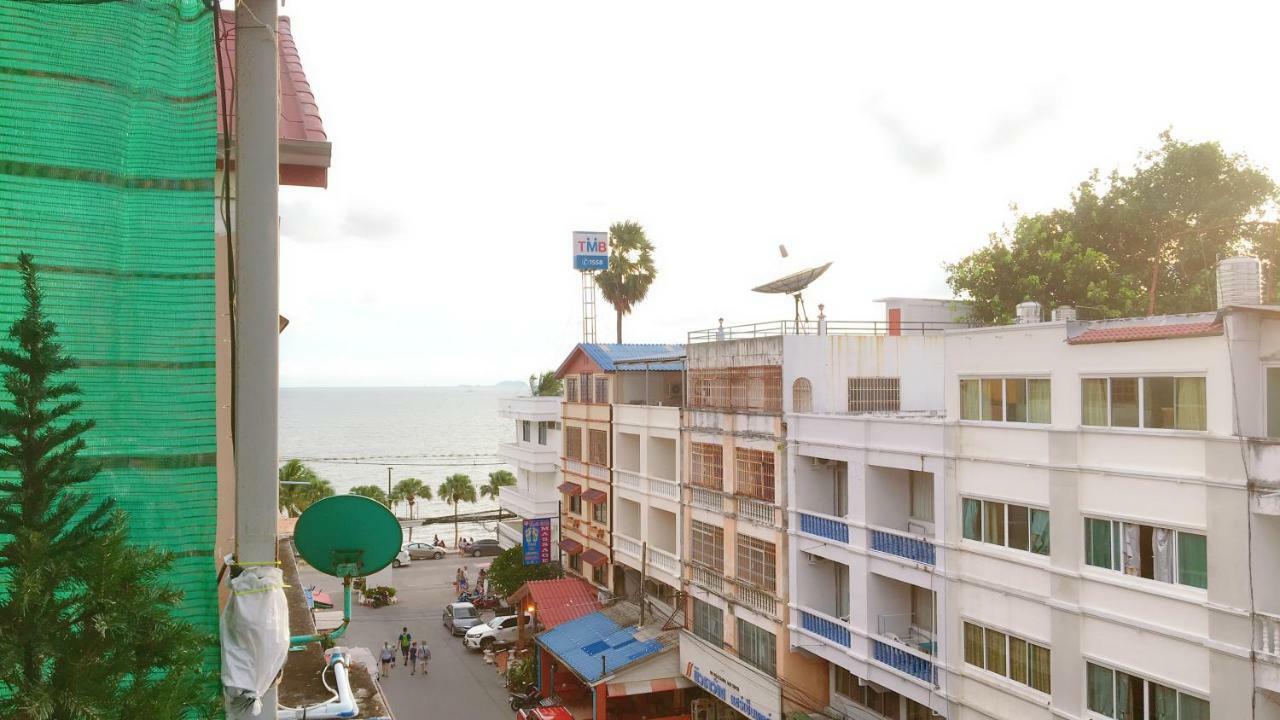 Melissa Guesthouse Pattaya Eksteriør bilde