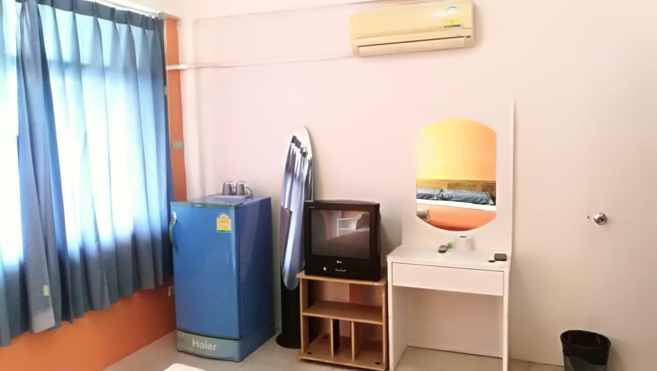 Melissa Guesthouse Pattaya Eksteriør bilde