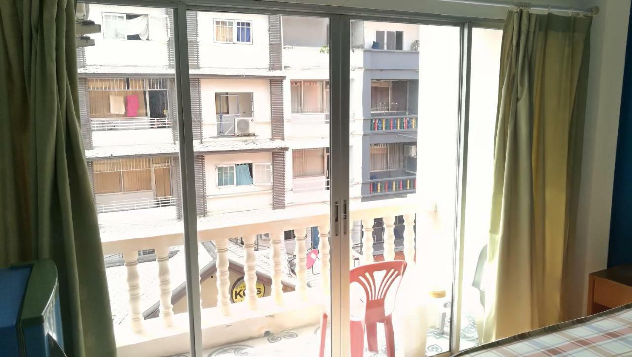 Melissa Guesthouse Pattaya Eksteriør bilde